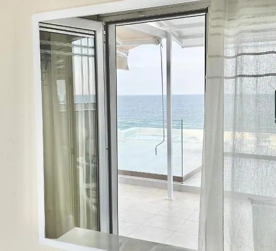 Blue View * Leptokarya (Pieria)